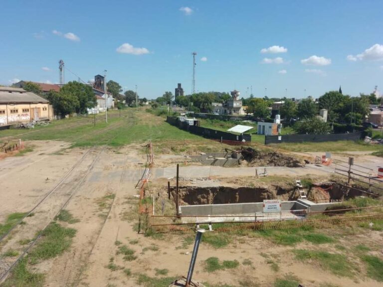 OBRA-PASO-BAJO-NIVEL-RIVADAVIA-MARZO-2024-PARALIZADA-11-scaled