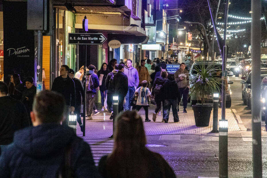 saenz-pena-con-mucha-2-2-scaled